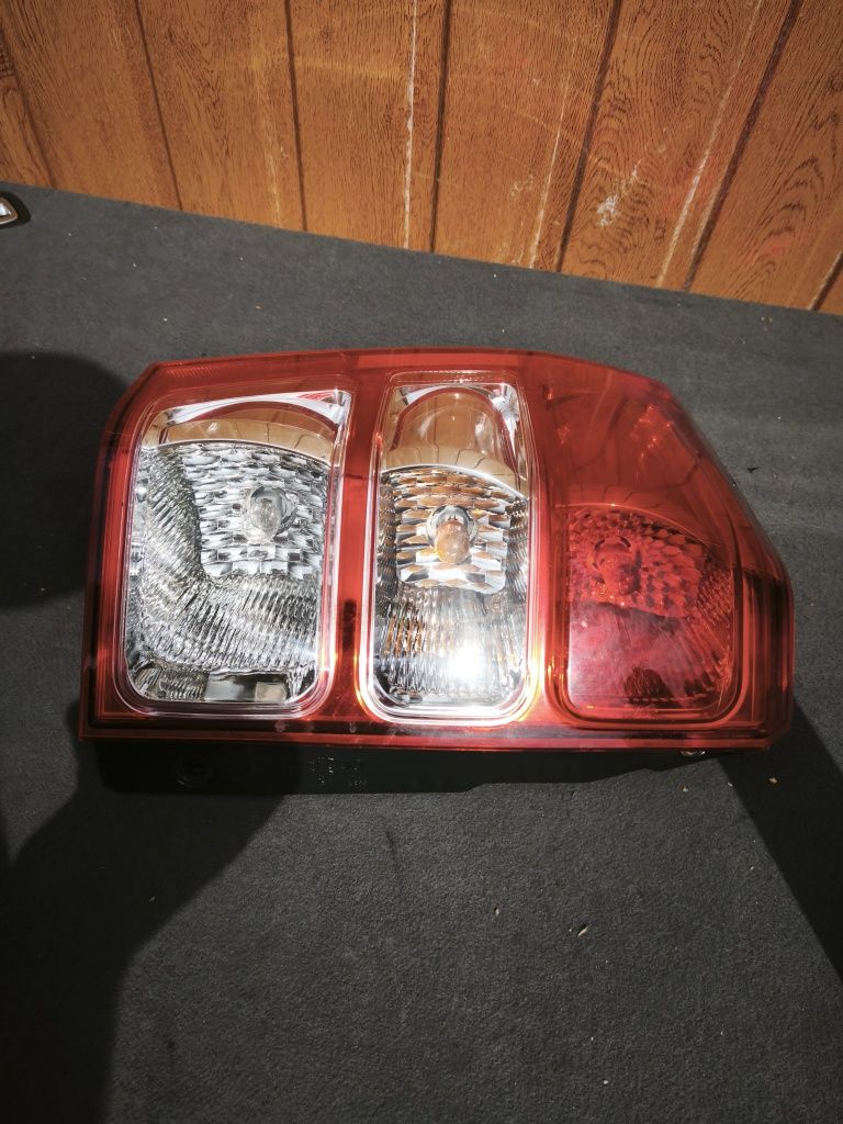 SUZUKI VITARA II Lampa Tylna Lewa F-vat
