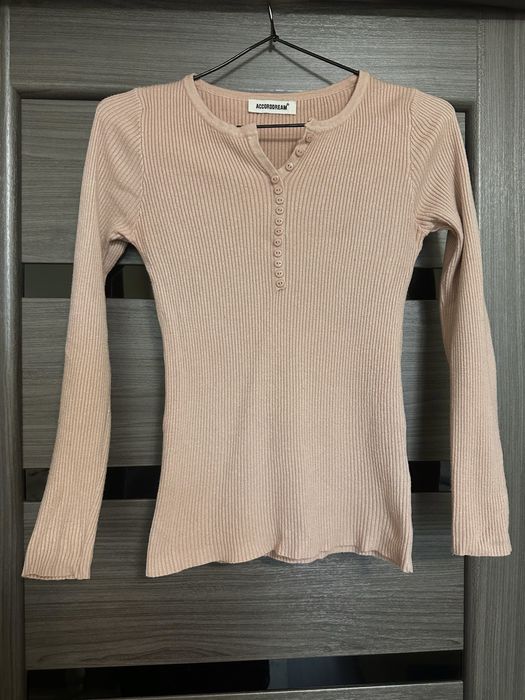 Кофтинка ніжно-рожевого(пудрового) кольору