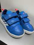 Tenis Adidas tam. 21