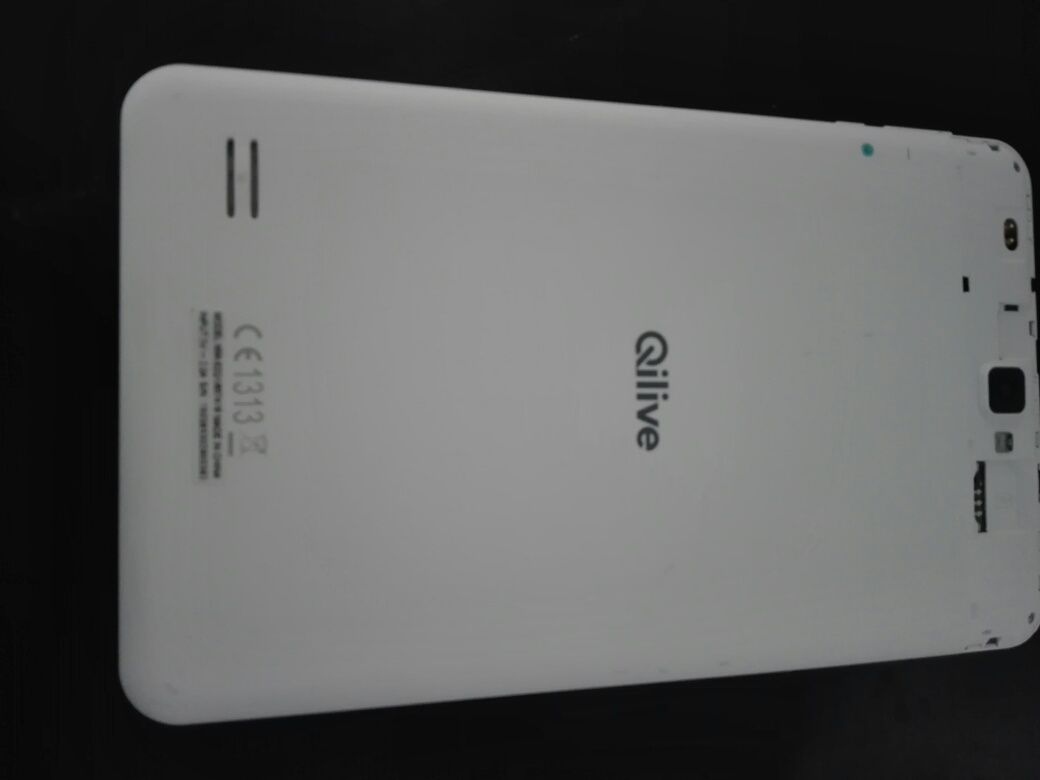 Tablet qilive branco para peças