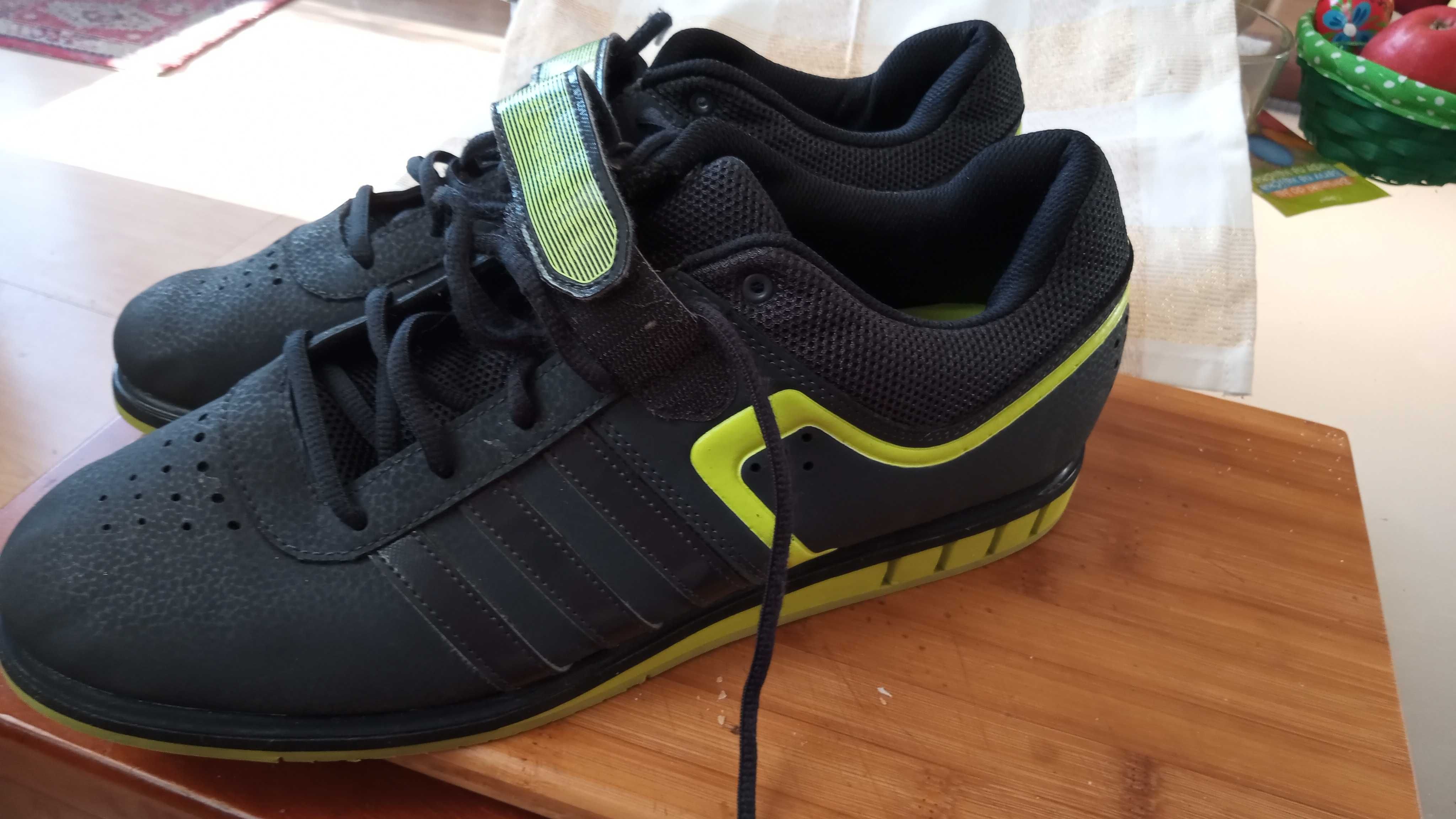 Buty sportowe Adidas r48