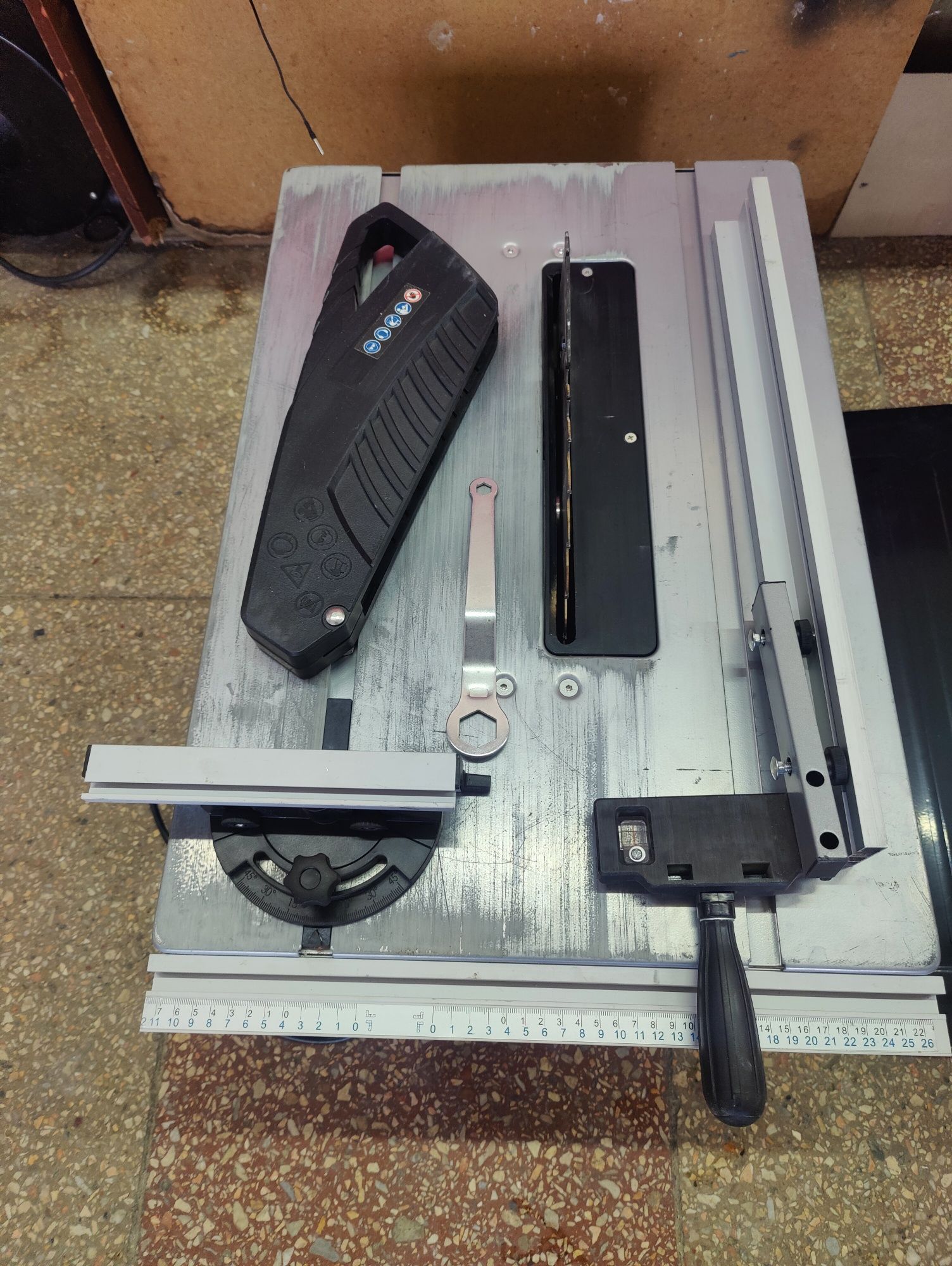Циркулярная пила Scheppach  HS 110