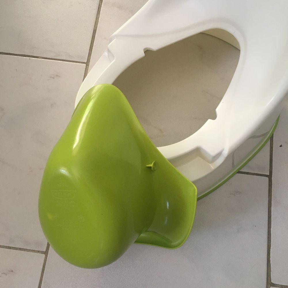 Bacio ikea com enconsto - criança