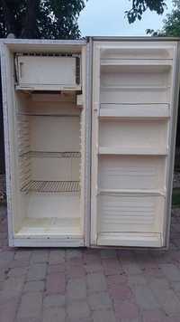 Продаю Холодильник Донбас в рабочем состоянии