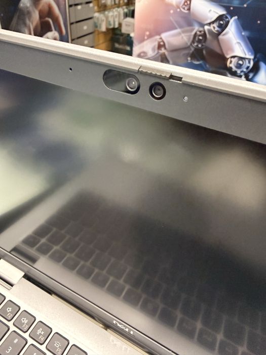 Portátil Dell latitude 5340