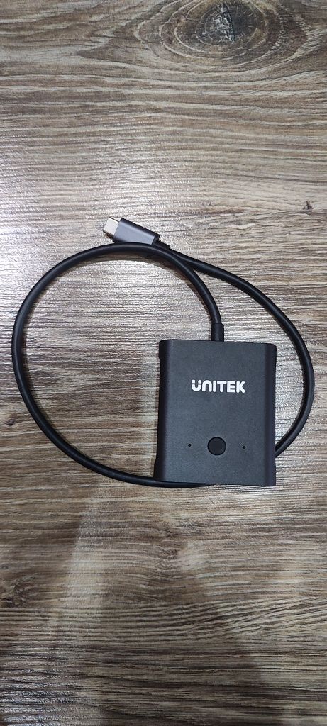 Unitek USB C 1 wejście 2 wyjścia