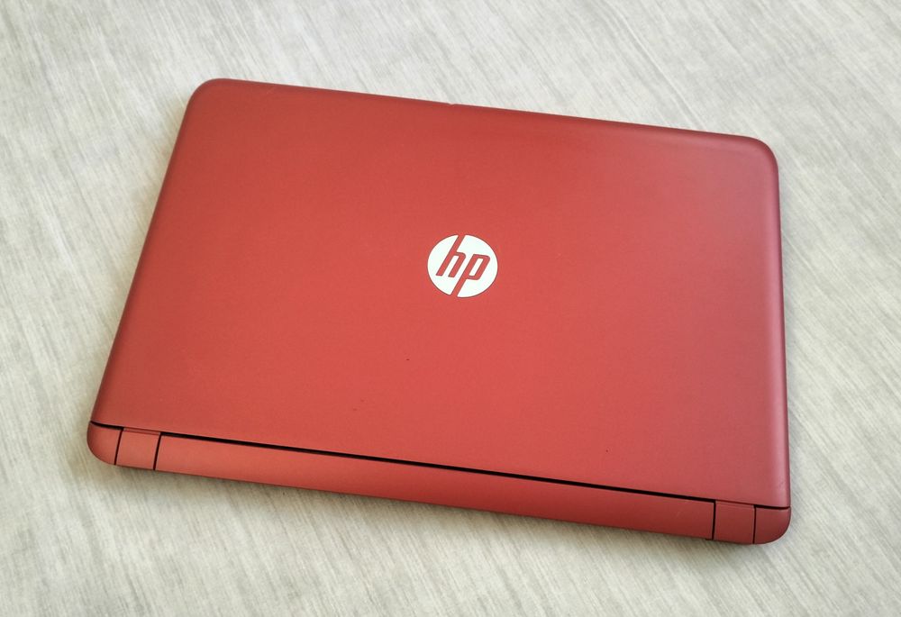 HP  сенсорный/4 ядра /ram 8/HDD 1 trb/две видеокарты