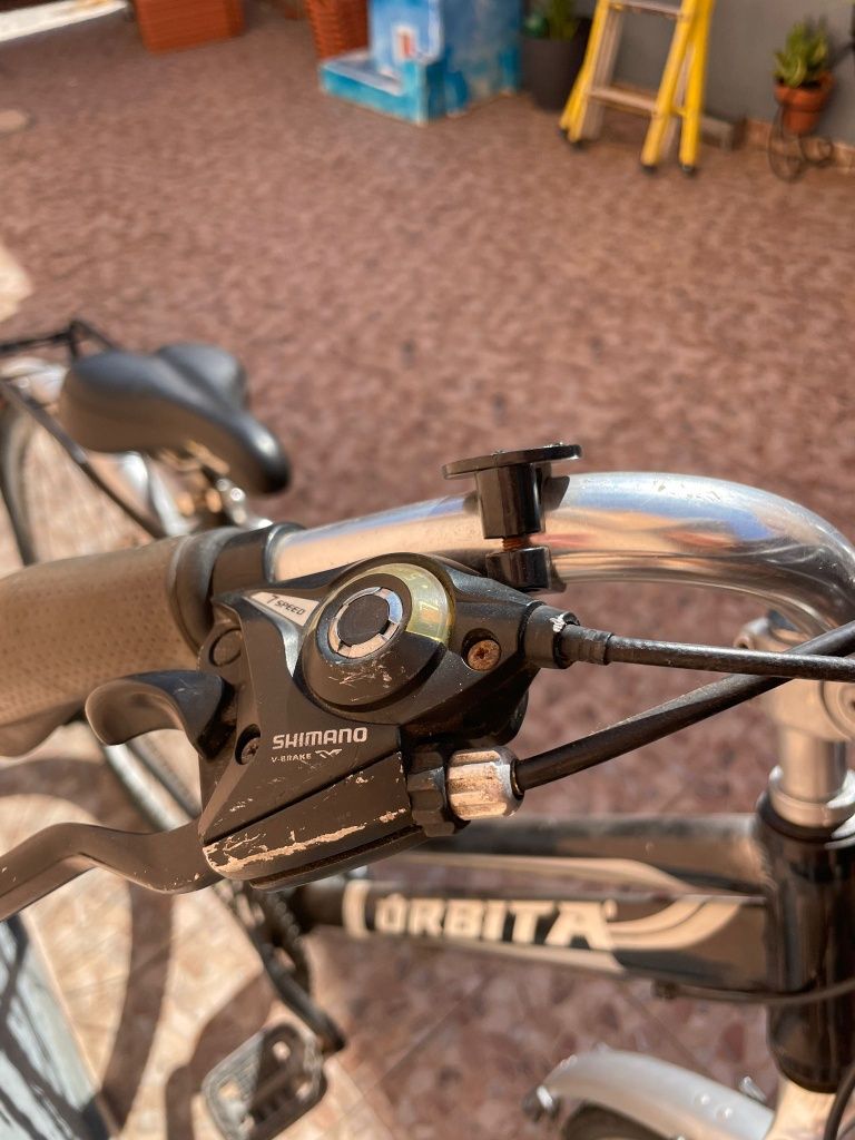 Pasteleira bicicleta, roda 28, excelente oportunidade!!