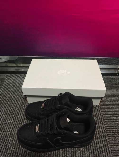 Buty Nike Air Force 1 Low '07 Black R.41