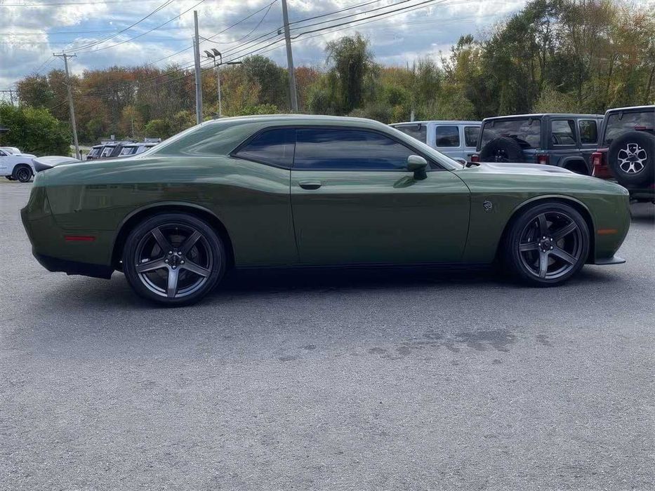 Dodge Challenger SRT Hellcat      2018
