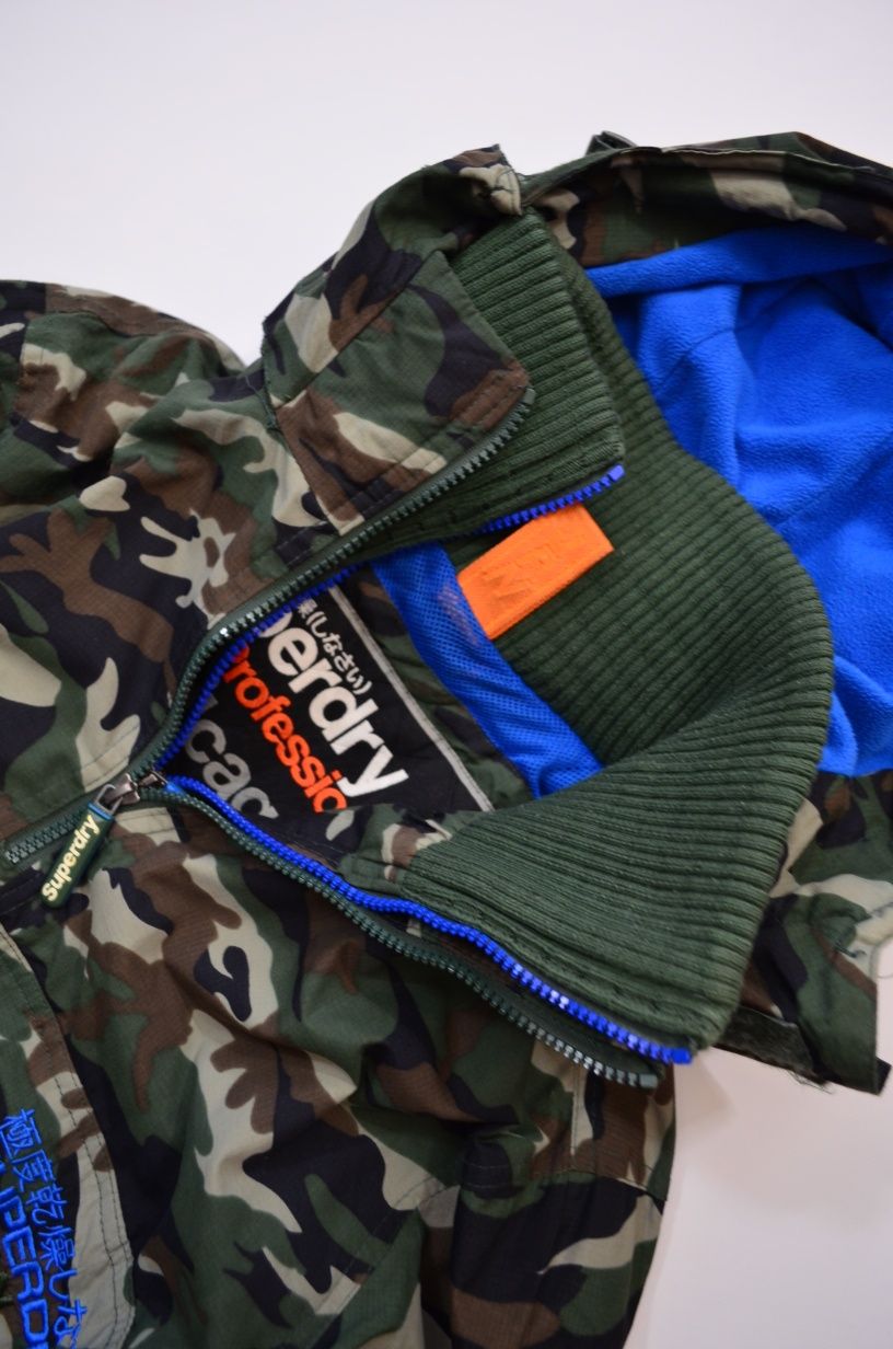 Чоловіча куртка / вітровка / анорак  SuperDry
