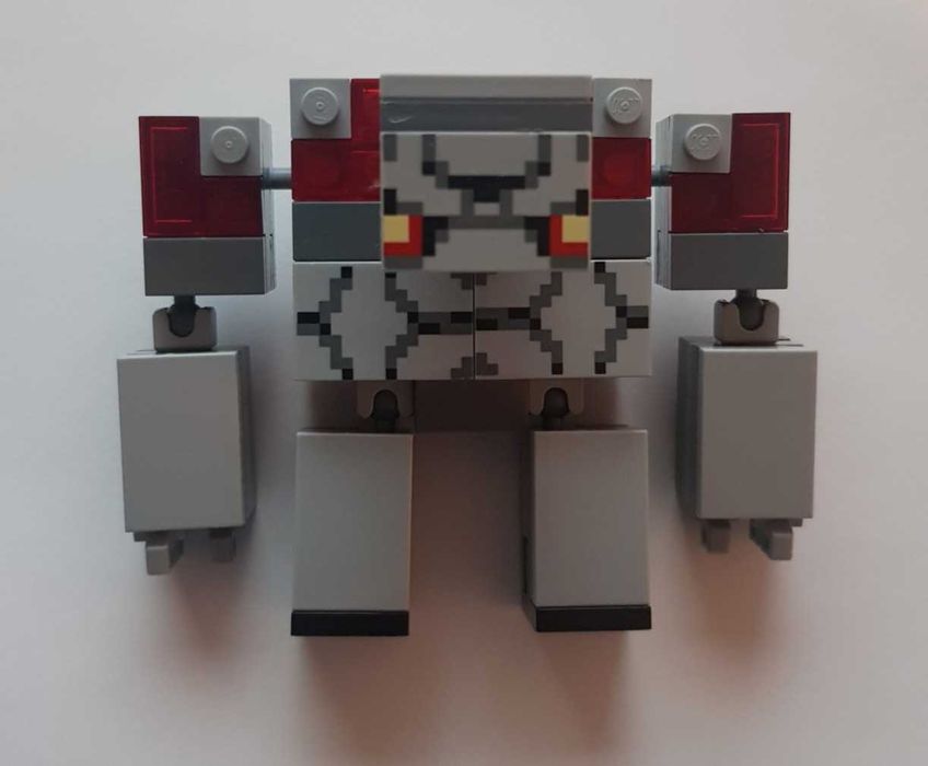 Lego Minecraft 21163 The Redstone Battle Mały Golem
