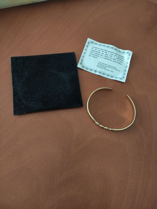 Vende-se pulseira banhada a ouro