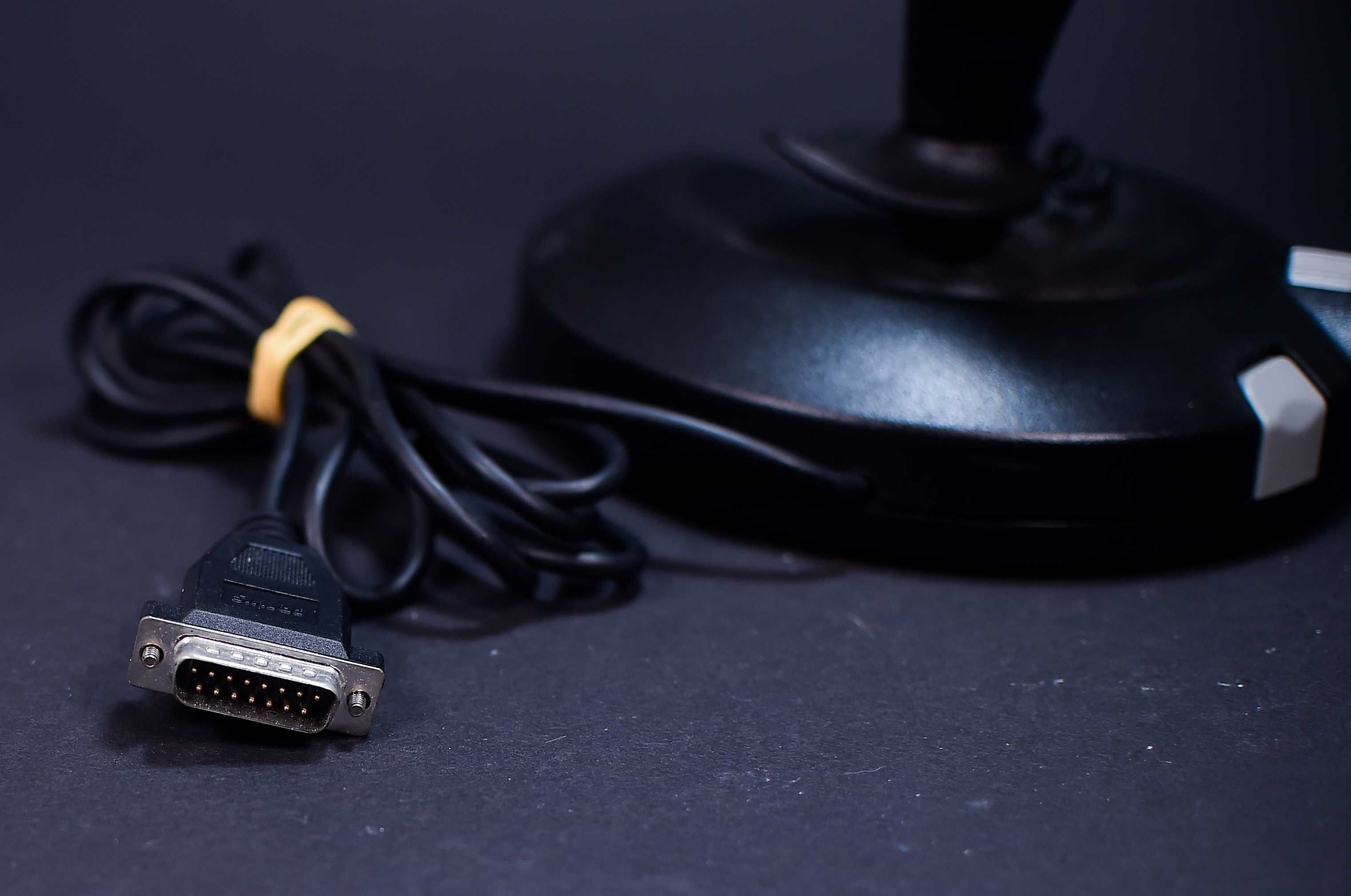 Ogłoszenie Prywatne: Gravis G10171B Blackhawk Digital Joystick