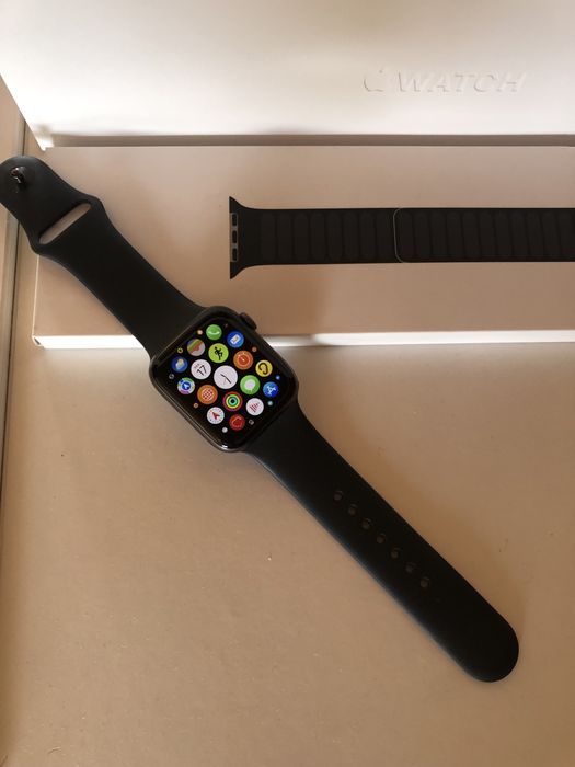 Apple Watch Series 5 44mm