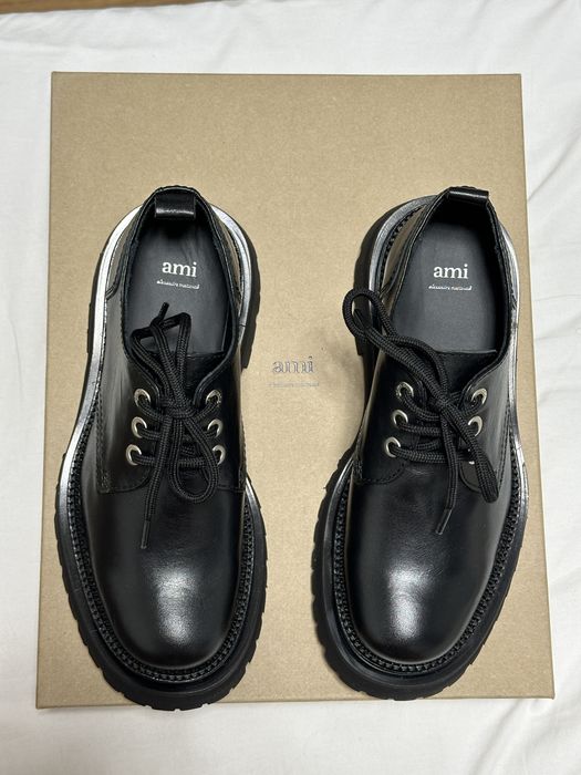 Нові чорні шкіряні дербі Ami Paris round-toe derbys