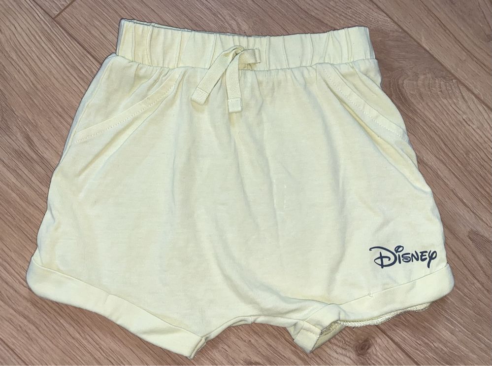 4 pary krótkich spodenek Disney George, Next, Disney Primark