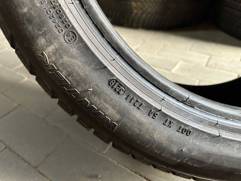 Шини зима 255/45R19 104V PIRELLI Sottozero 3 (2/4шт)