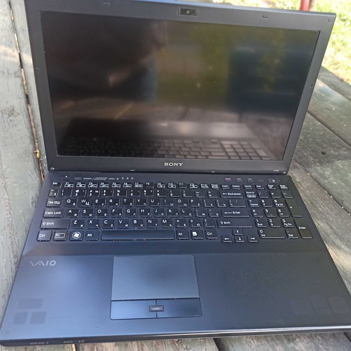 Игровой Sony Vaio VPCSE (pcg-41415v) core i7, ssd128, ram6, radeon 1gb