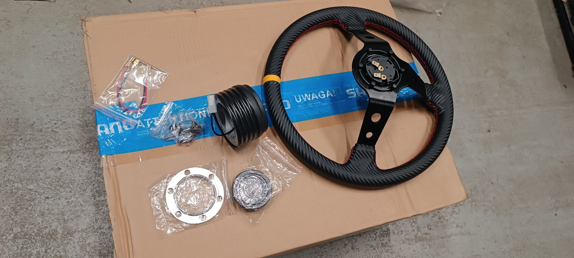 Fiat 126p kierownica sportowa + naba + przycisk klaksonu nowe