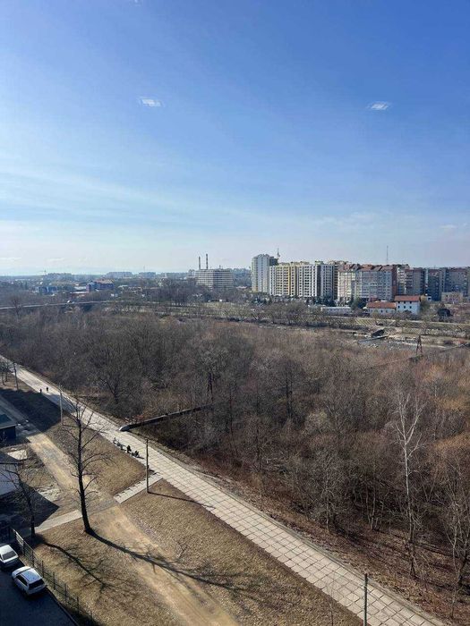 видова 2-кім квартира з ремонтом