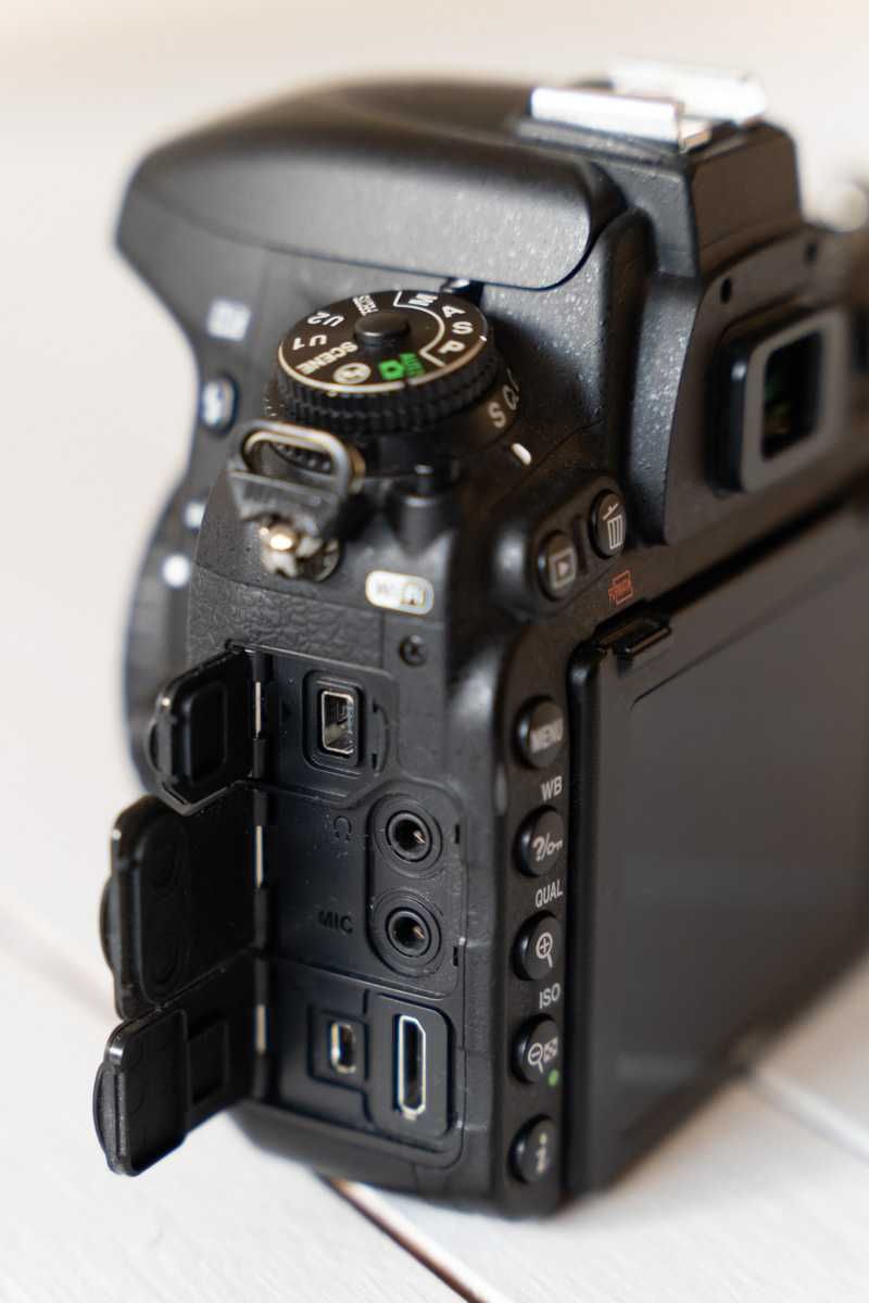 Aparat fotograficzny Nikon D750 lustrzanka