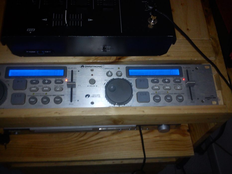 vendo leitor duplo cdj omnitronic cdp 500