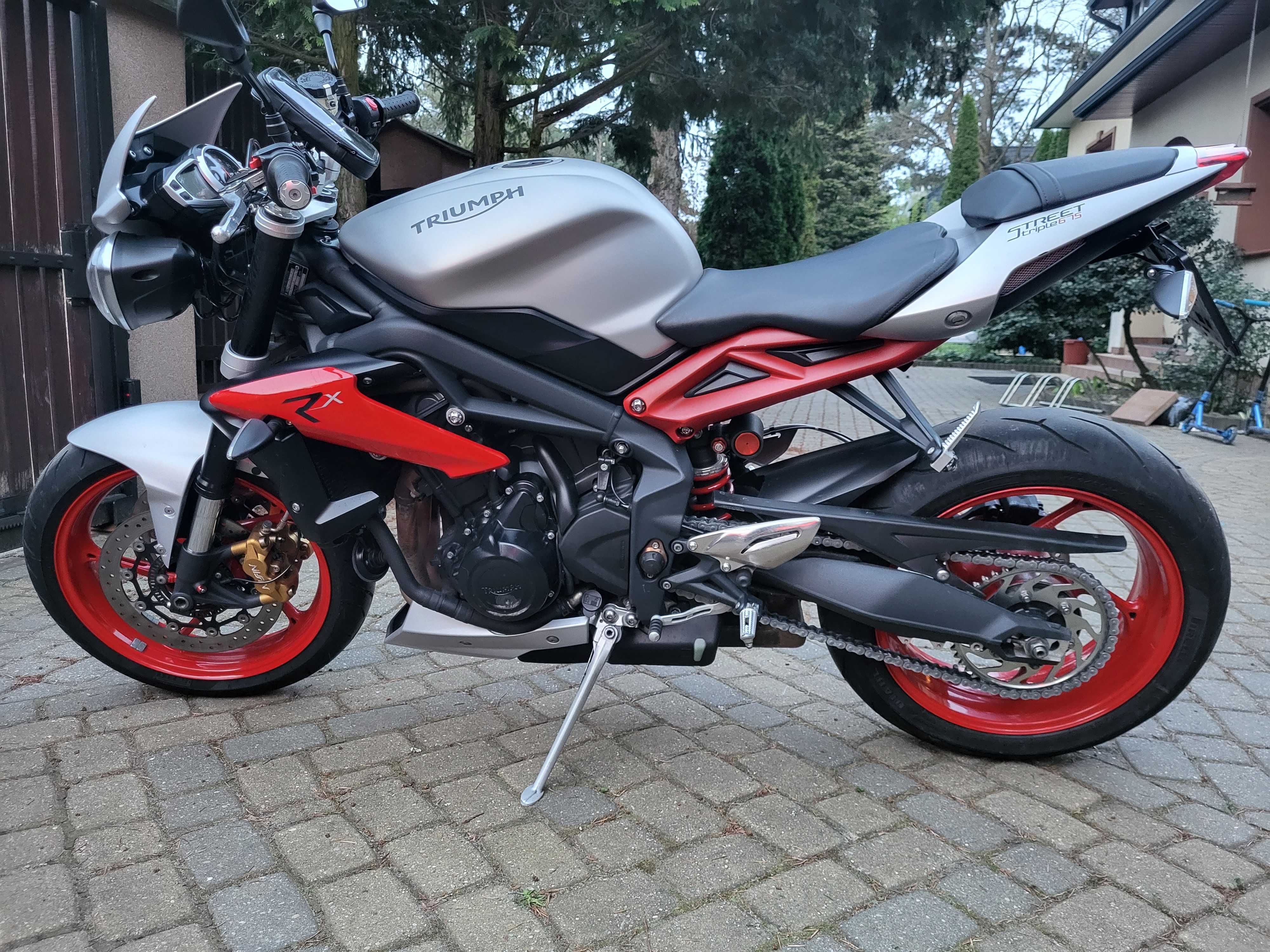 Triumph Street Triple 2015r.