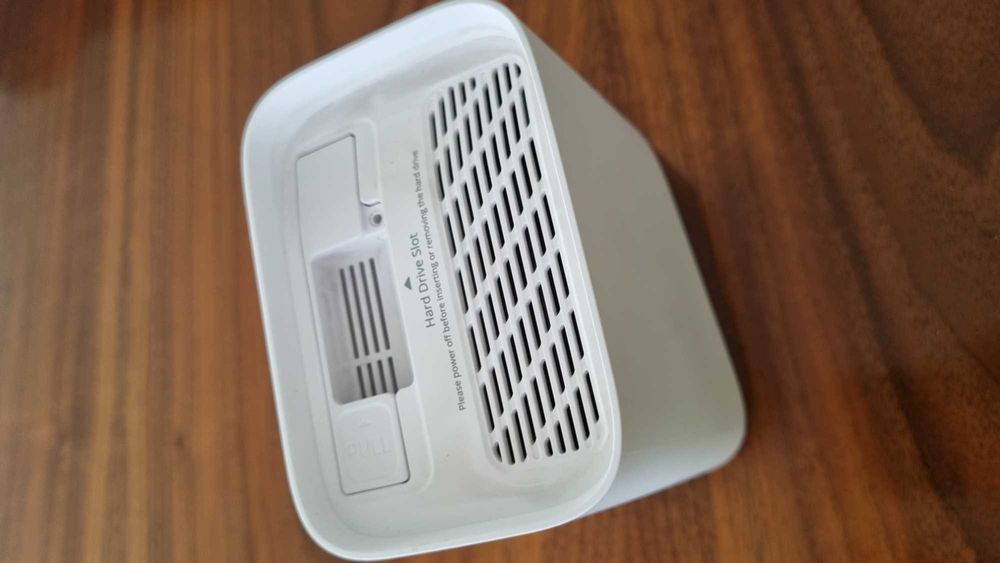 4 Câmaras de Segurança Eufy S330 + 2 HomeBase S380 + Disco 1TB