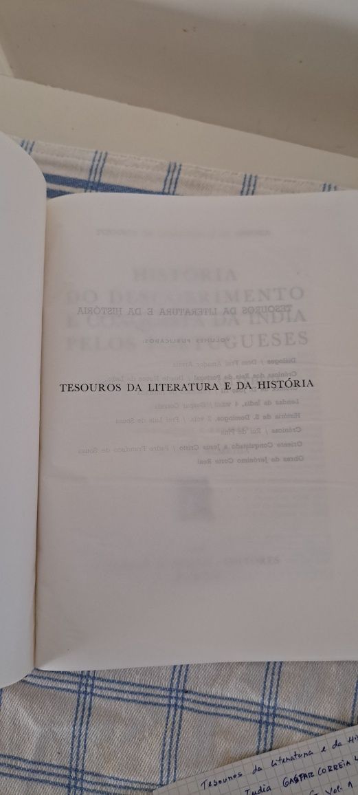 1 livro tesouros da Literatura e da História, livraria lello