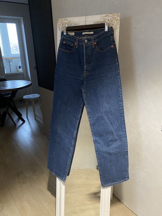 Джинси Levis ribcage stright, 27р