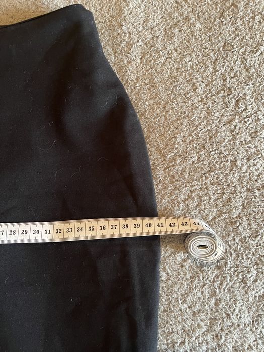 Чорна довга спідниця