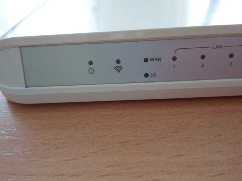 Router WiFi Edimax 6200n .