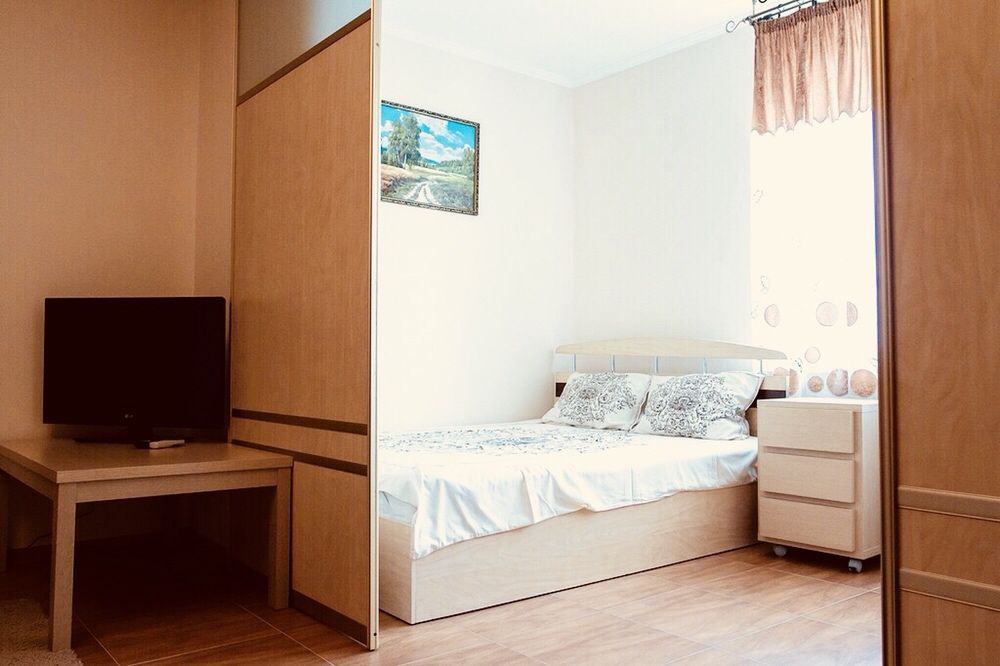 1к.кв- 700 грн, центр, ВІД 3-х діб.