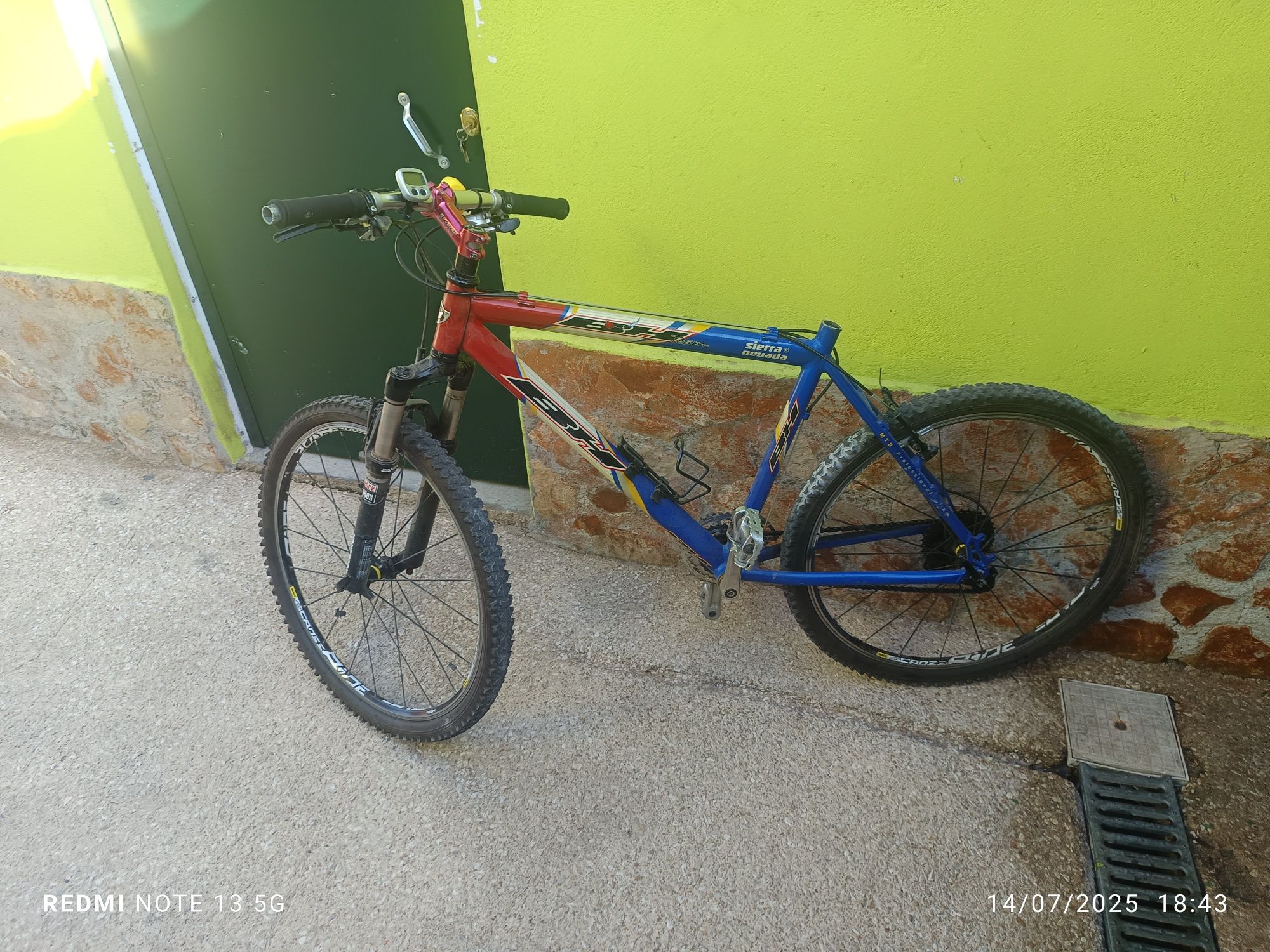 Bicicleta BH  fn