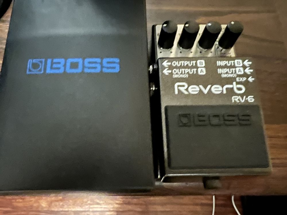 Boss reverb rv 6 excelencia de pedal