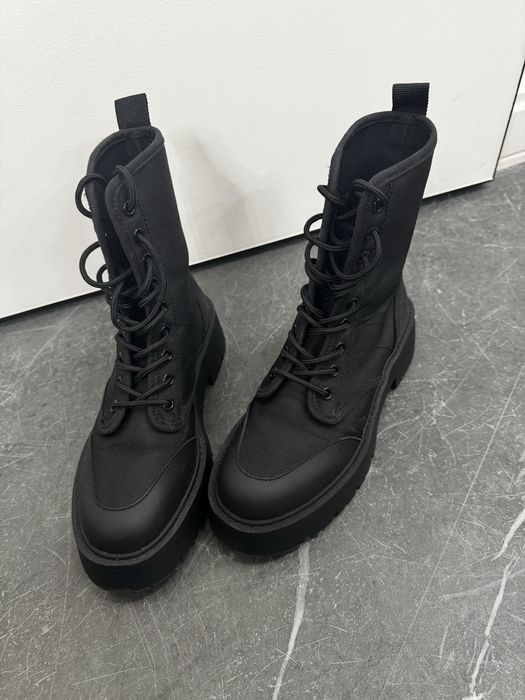 Чоботи reserved в чудовому стані