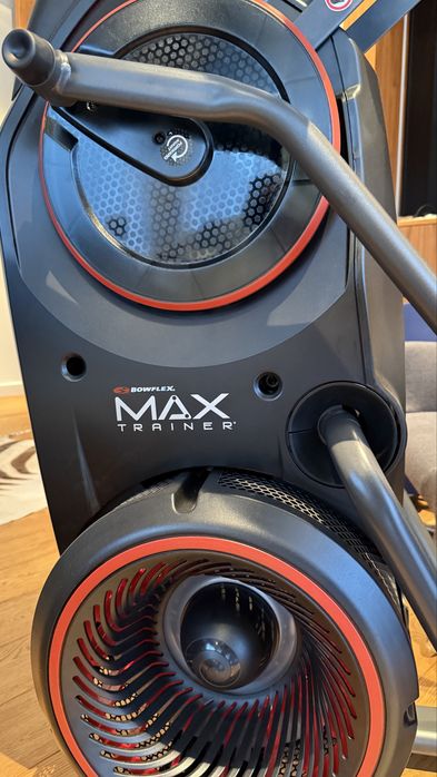 Magnetyczny trenażer eliptyczny MAX TRAINER M3I - Bowflex