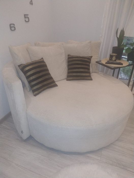 Sofa okrągła do salonu