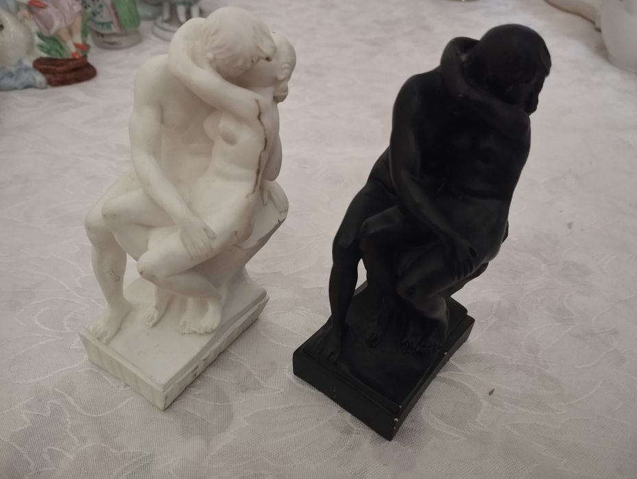 Бронзові Статуетки поцілунок