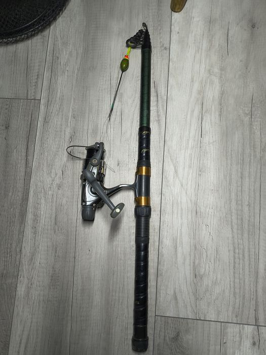 Sprzedam zestaw wędkarski: spinning teleskopowy z kołowrotkiem