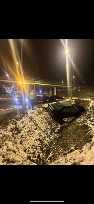 pomoc drogowa auto laweta transport maszyn holowanie 24/7 s17 s2 50 a2