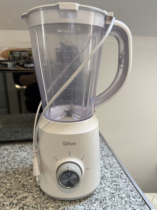 Liquidificador, maquina de sumo, picador