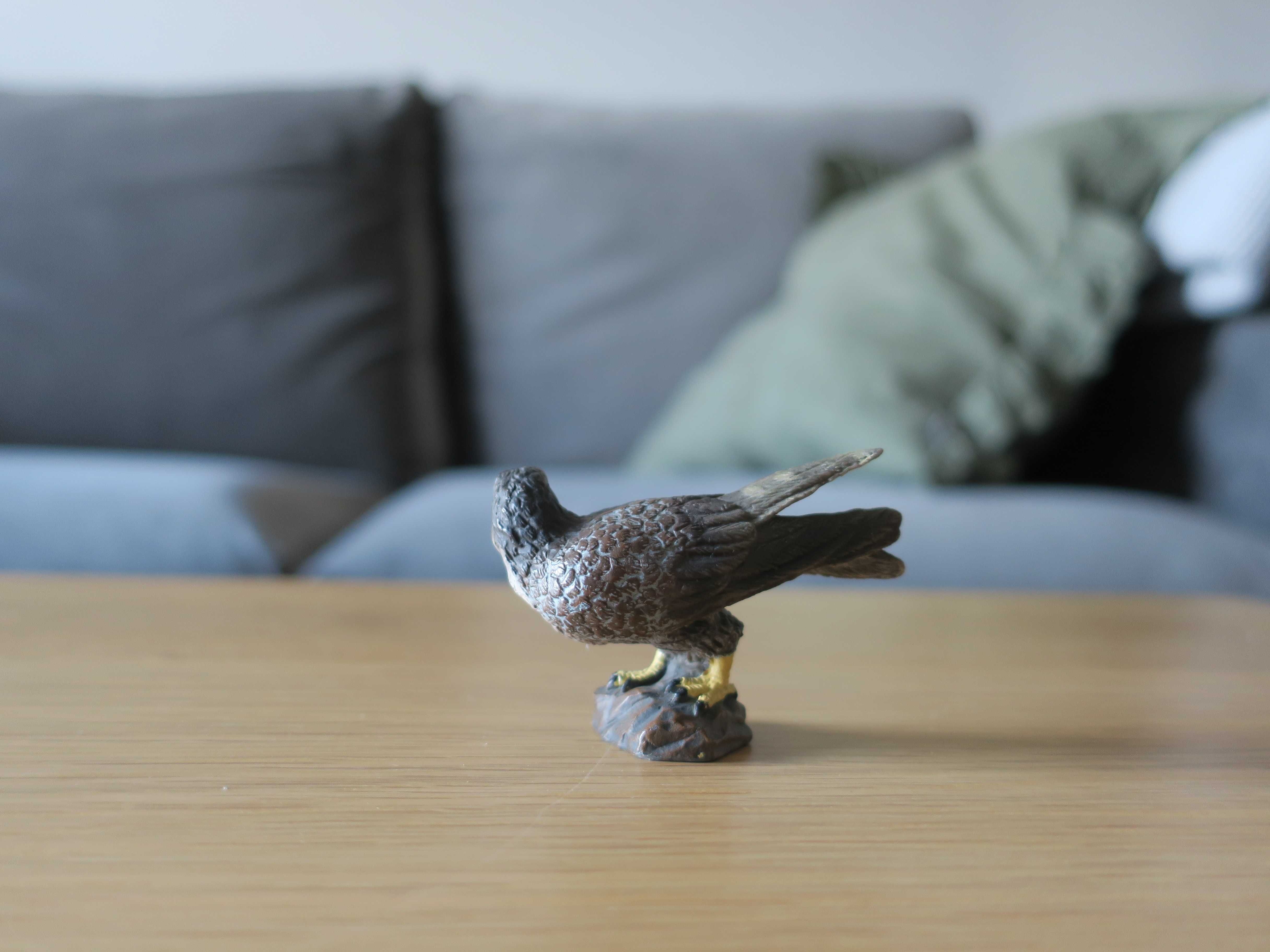 Sokół collecta figurka