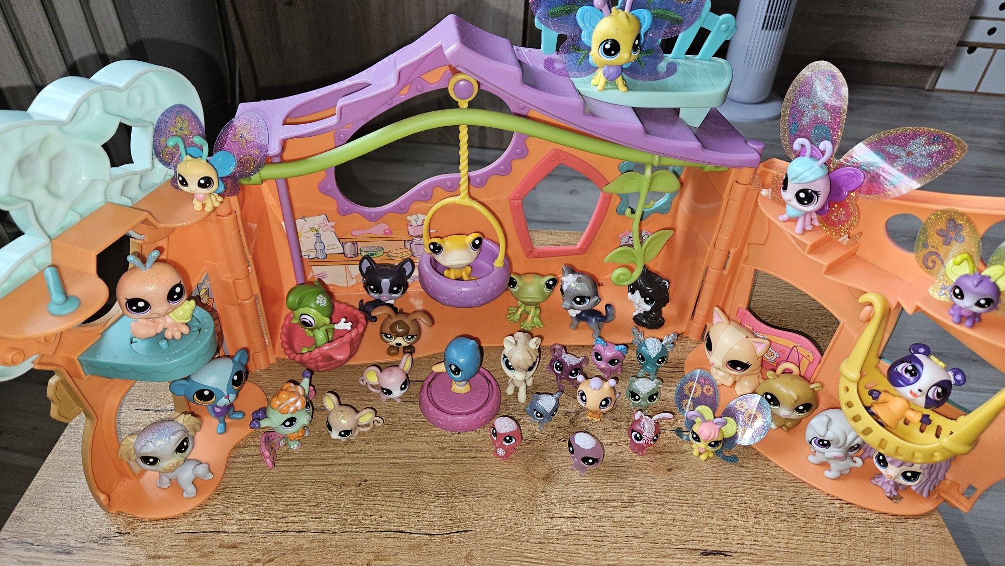 Figurki i domek LPS