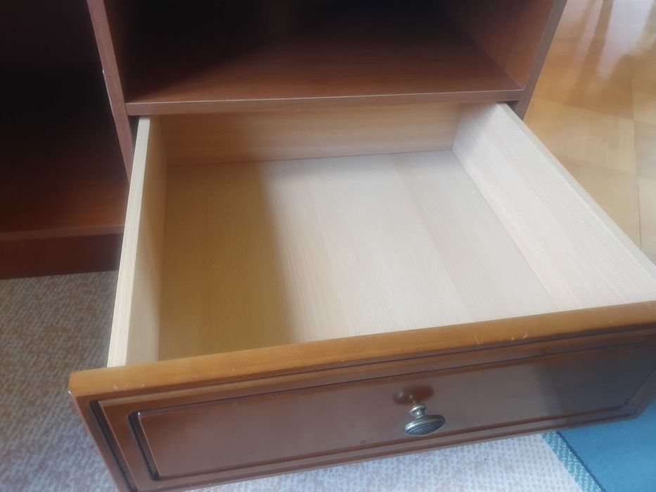 Szafka RTV pod telewizor Bydgoskie Fabryki Mebli