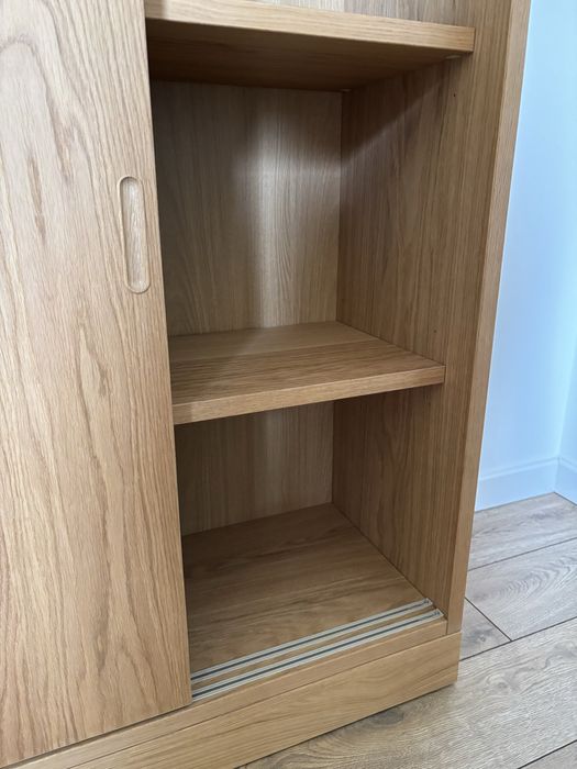 szafka komoda vintage drewniany retro z drzwiami przesuwnymi