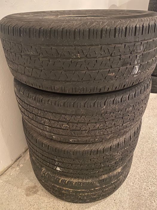 Pneus 265/60/18 continental ( Pickup)