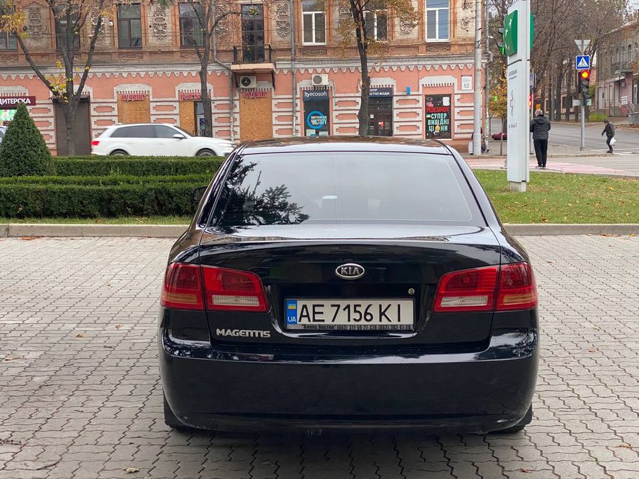 Продам хороший автомобиль KIA