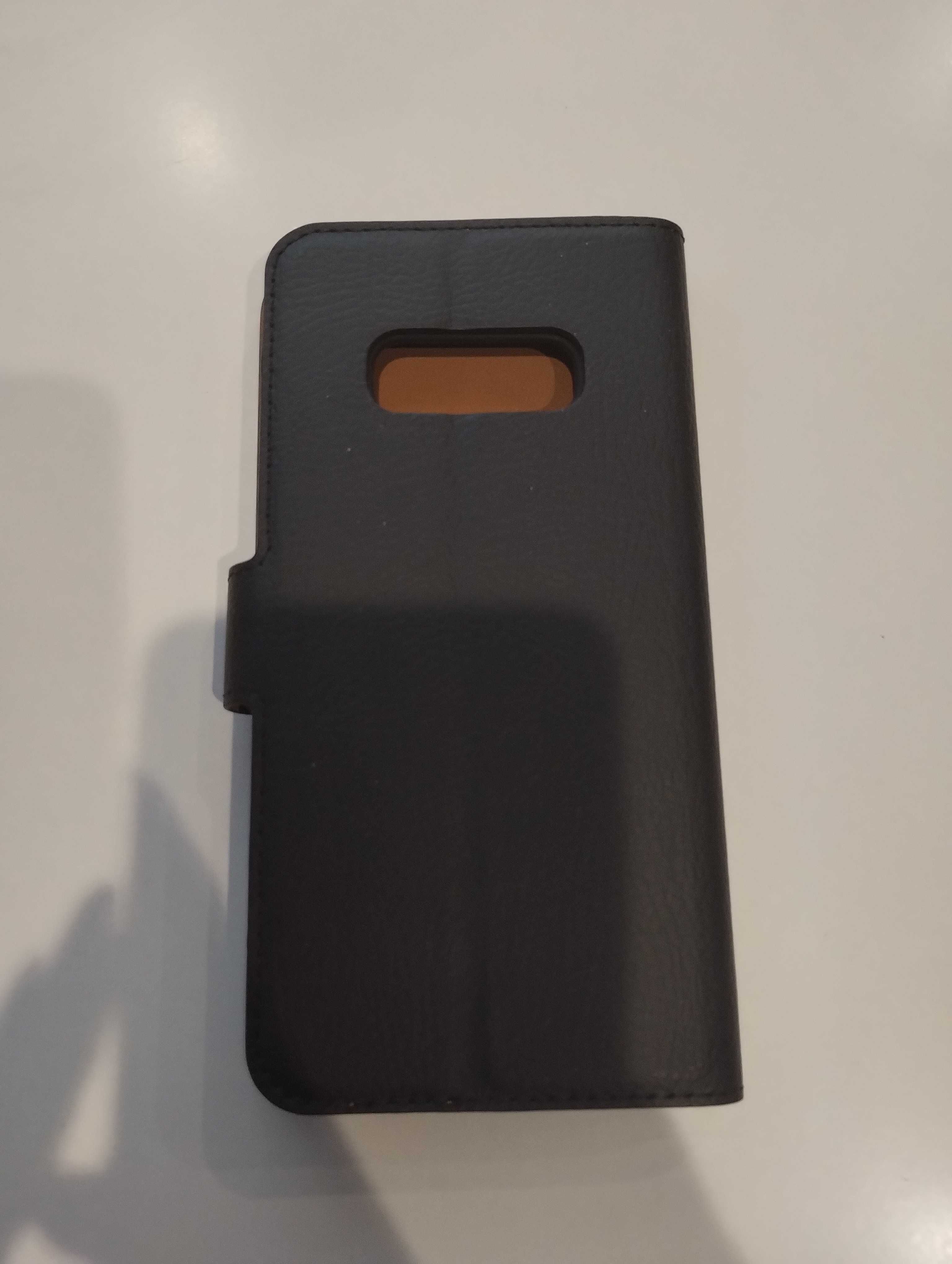 Etui z klapką na telefon Samsung Galaxy S10e czarny brązowy 002970